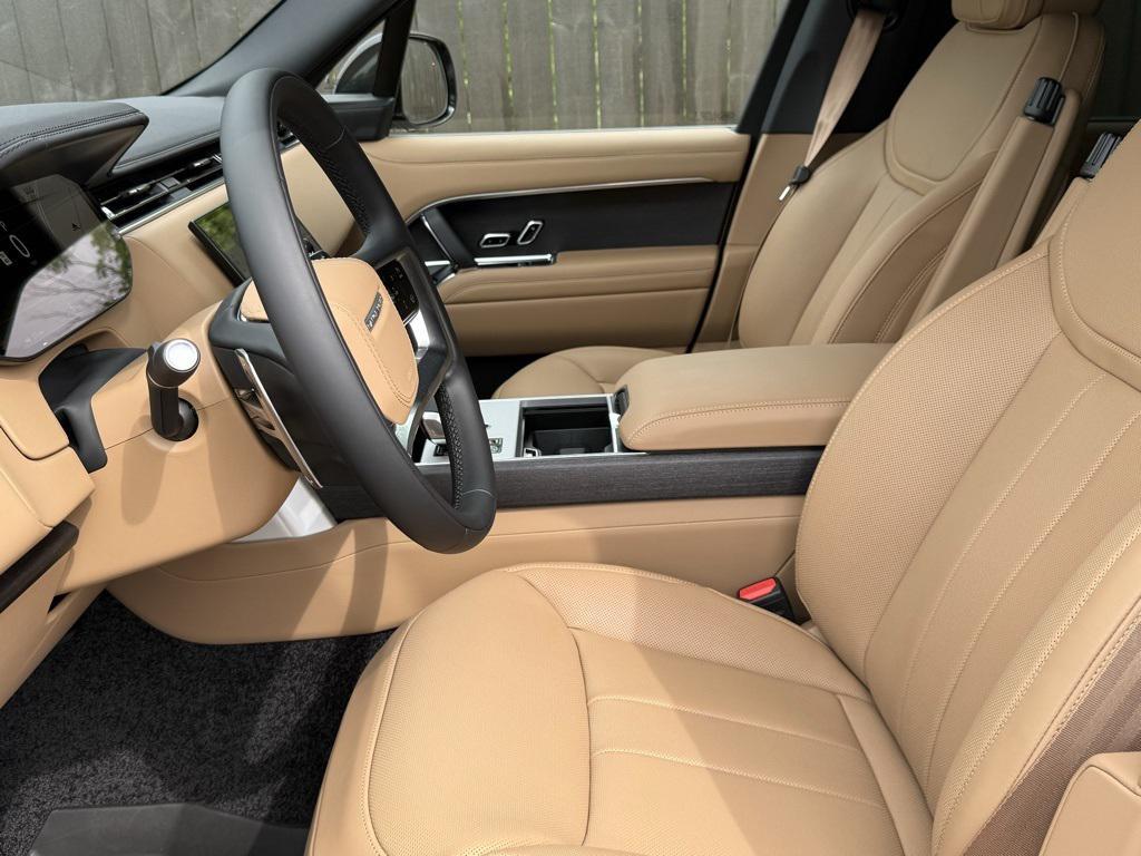 new 2025 Land Rover Range Rover car, priced at $150,985