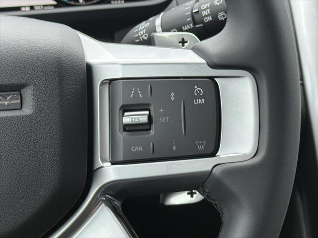 new 2025 Land Rover Discovery car, priced at $69,503