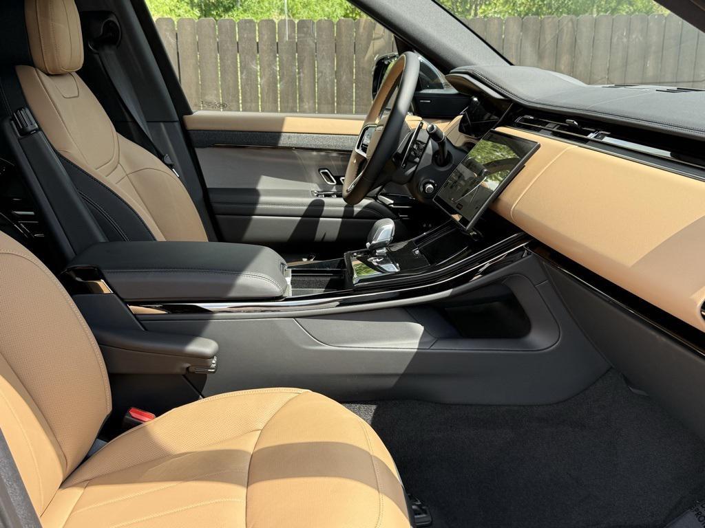 new 2025 Land Rover Range Rover Sport car, priced at $93,585