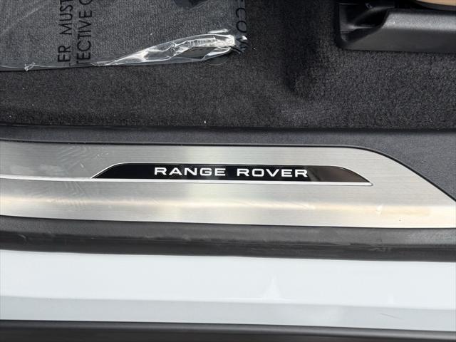 new 2025 Land Rover Range Rover Sport car, priced at $93,515