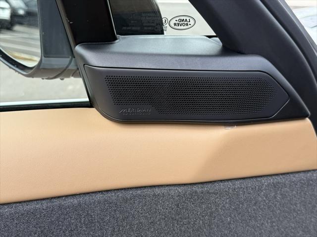 new 2025 Land Rover Range Rover Sport car, priced at $93,515