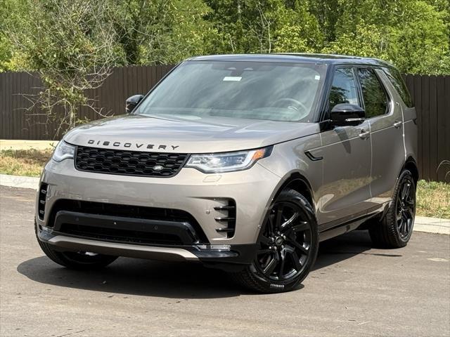 new 2025 Land Rover Discovery car, priced at $80,103