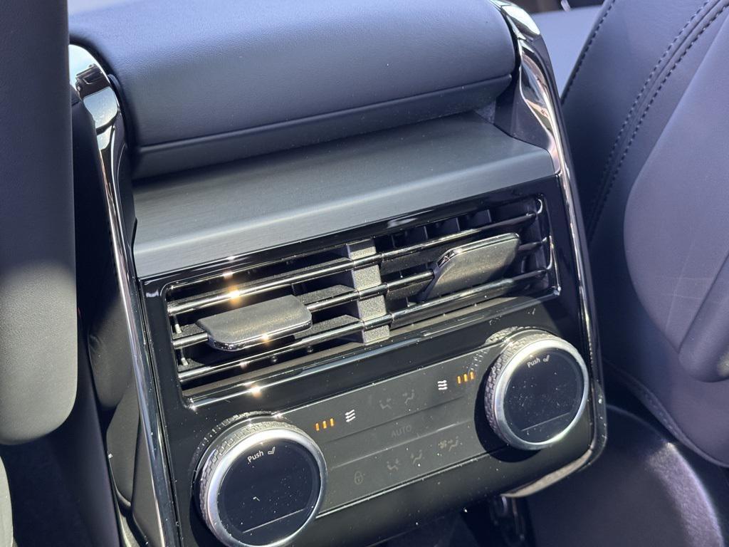 new 2025 Land Rover Range Rover Sport car, priced at $122,400