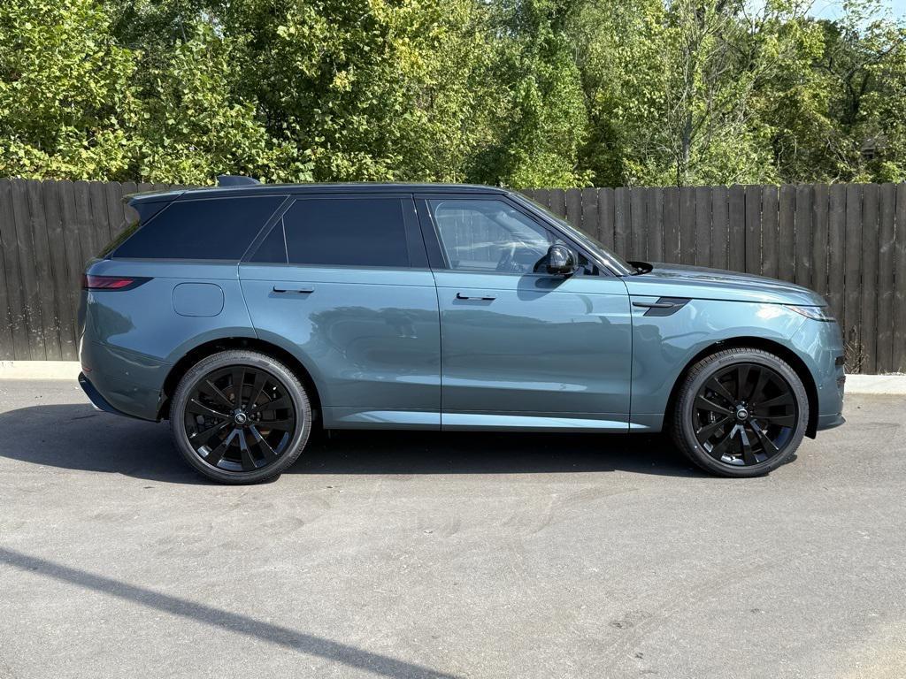 new 2025 Land Rover Range Rover Sport car, priced at $122,400
