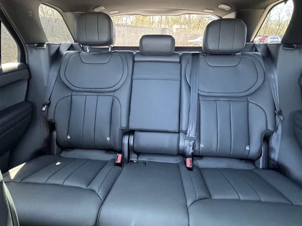 new 2025 Land Rover Range Rover Sport car, priced at $122,400