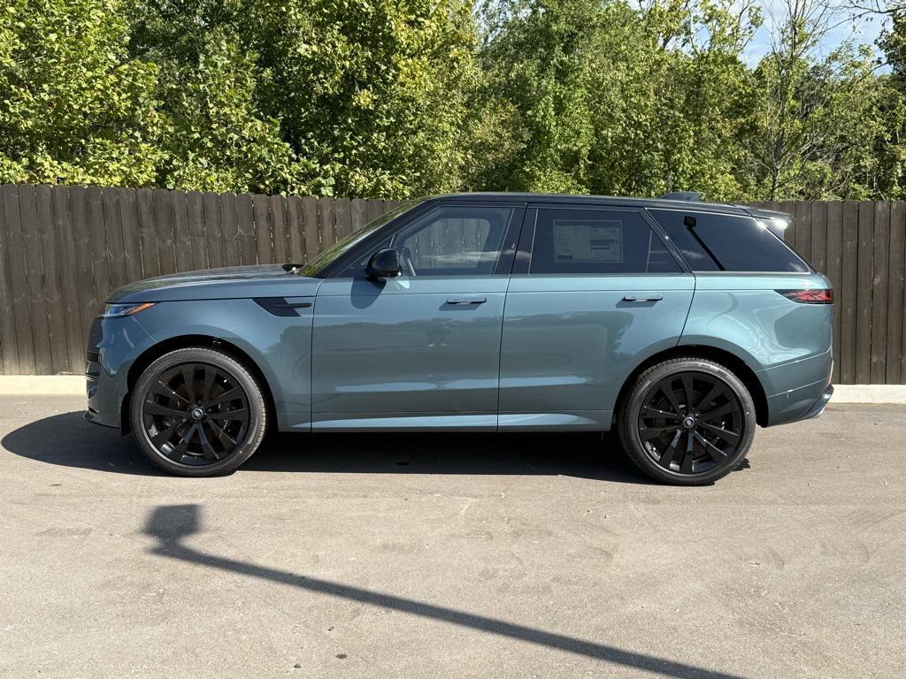 new 2025 Land Rover Range Rover Sport car, priced at $122,400