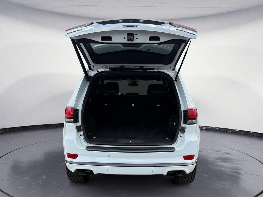 used 2020 Jeep Grand Cherokee car, priced at $24,323