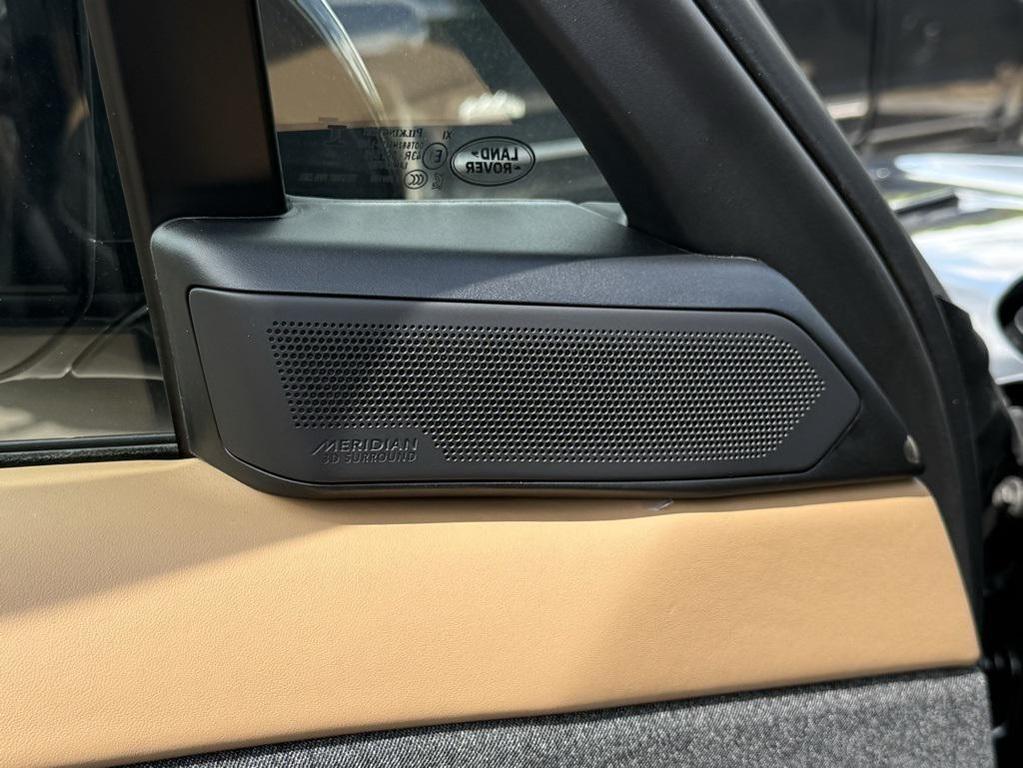 new 2025 Land Rover Range Rover Sport car, priced at $126,540
