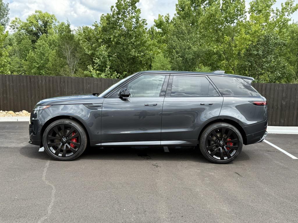 new 2025 Land Rover Range Rover Sport car, priced at $126,540