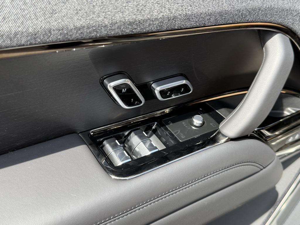 new 2025 Land Rover Range Rover Sport car, priced at $126,540