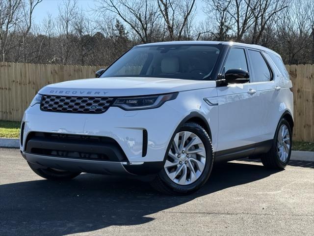 new 2025 Land Rover Discovery car, priced at $62,425