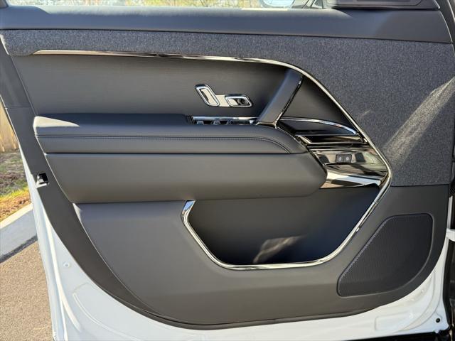 new 2025 Land Rover Range Rover Sport car, priced at $94,715