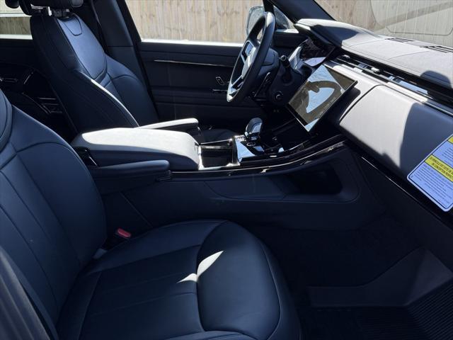 new 2025 Land Rover Range Rover Sport car, priced at $94,715