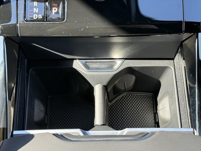 new 2025 Land Rover Range Rover Sport car, priced at $94,715
