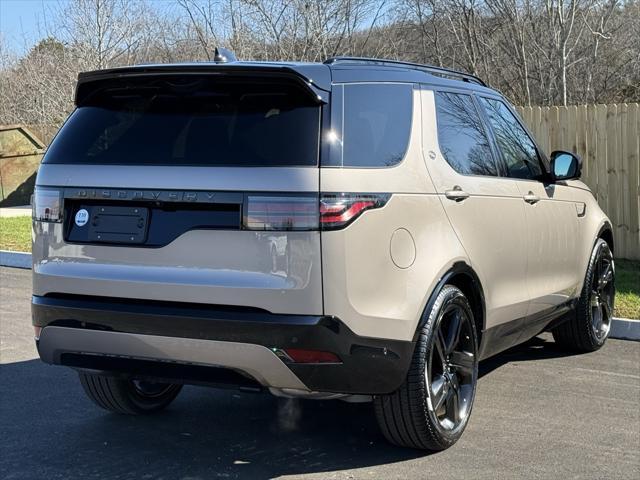 new 2025 Land Rover Discovery car, priced at $73,978