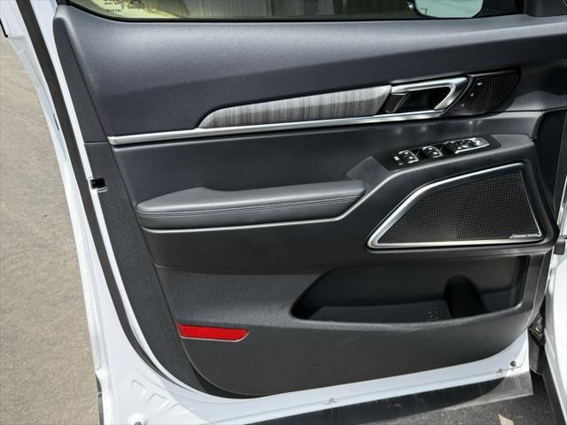 used 2025 Kia Telluride car, priced at $43,963