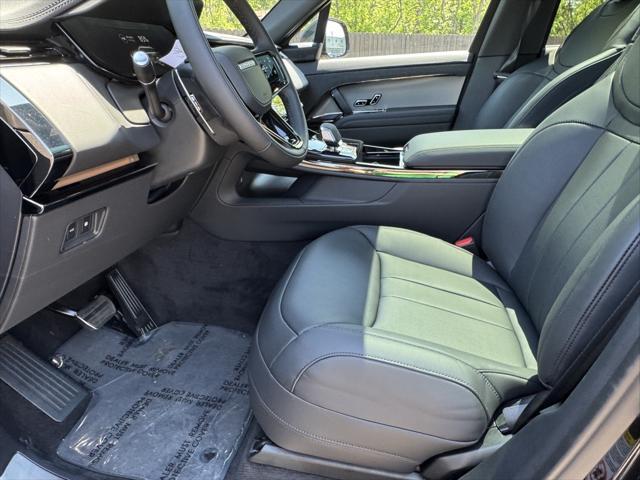 new 2025 Land Rover Range Rover Sport car, priced at $108,595