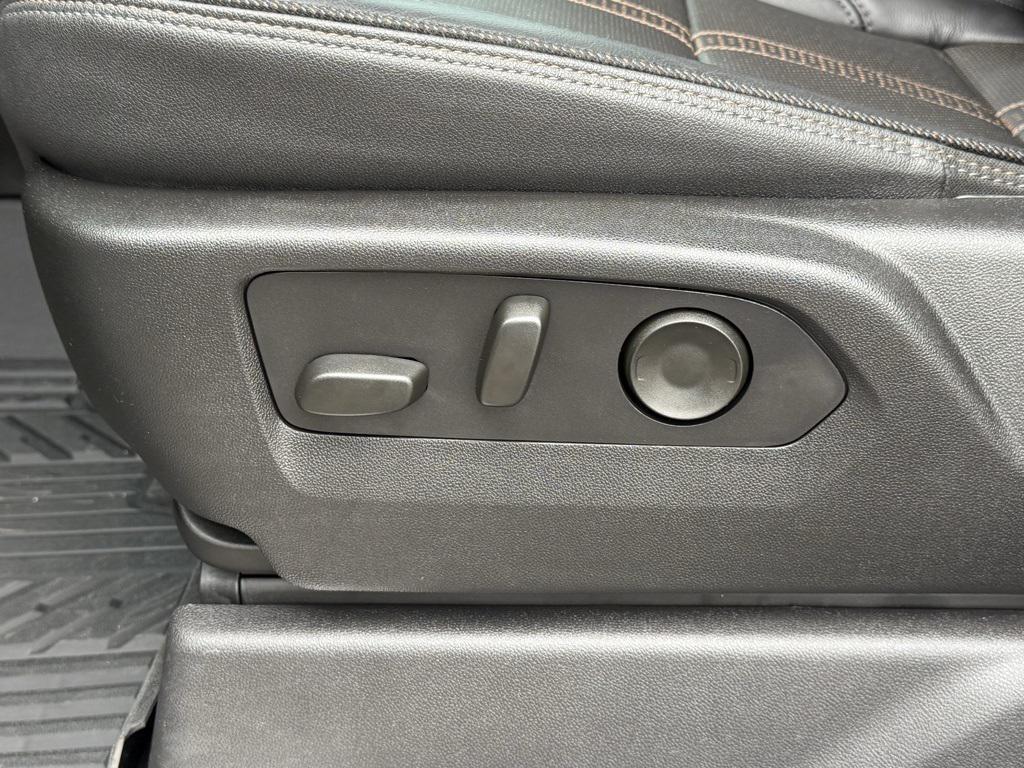 used 2024 Chevrolet Silverado 2500 car, priced at $73,323