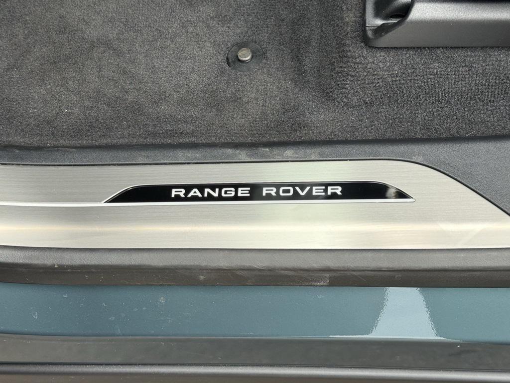new 2025 Land Rover Range Rover Sport car, priced at $128,105