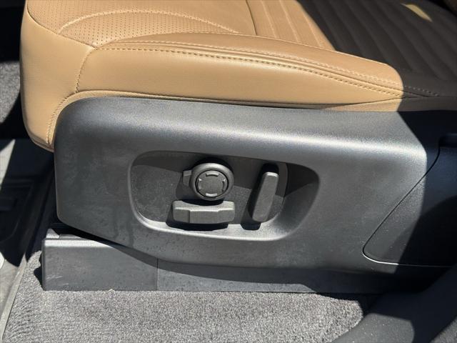 used 2025 Land Rover Discovery car, priced at $68,763