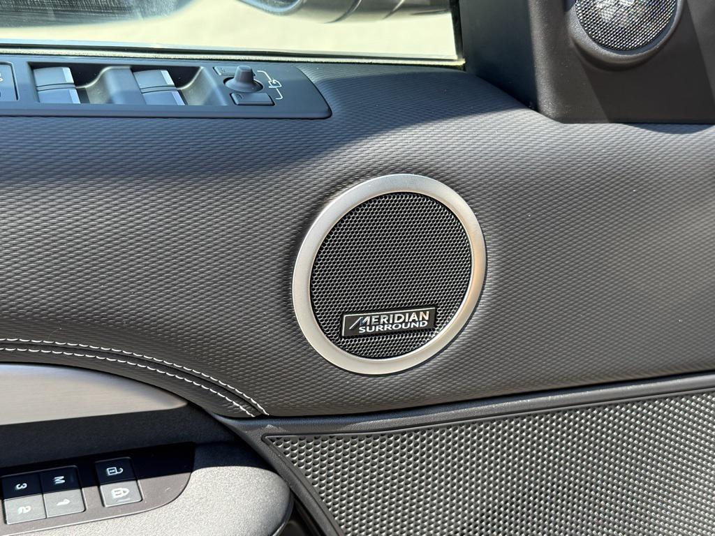 used 2025 Land Rover Discovery car, priced at $67,863