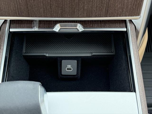 new 2025 Land Rover Range Rover car, priced at $153,810