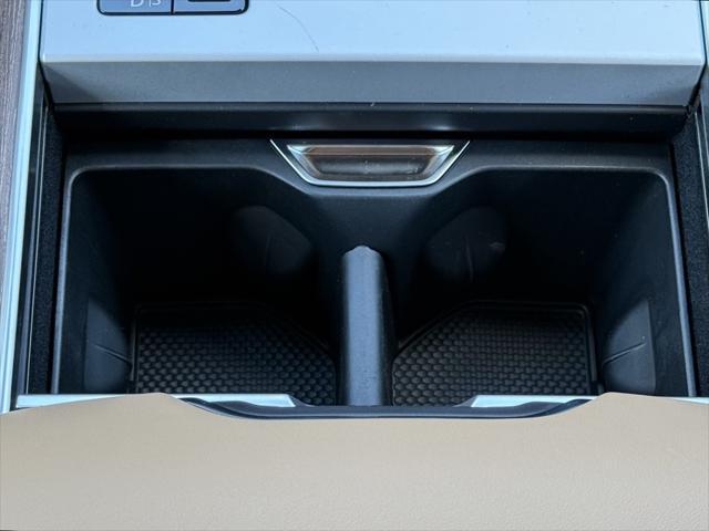 new 2025 Land Rover Range Rover car, priced at $131,450