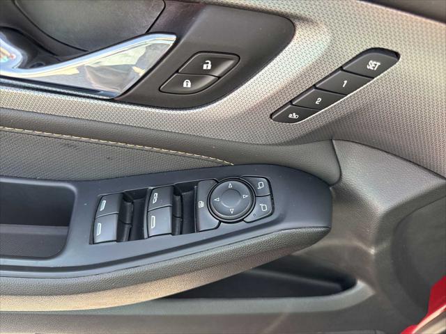 used 2021 Chevrolet Traverse car, priced at $30,490