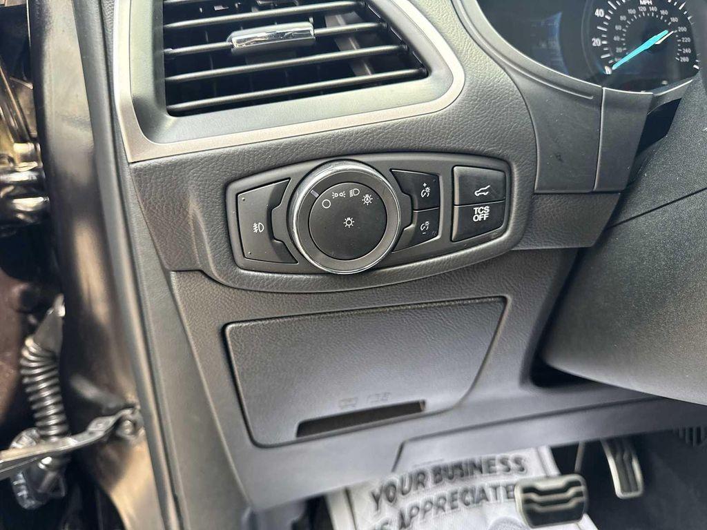 used 2024 Ford Edge car, priced at $34,990