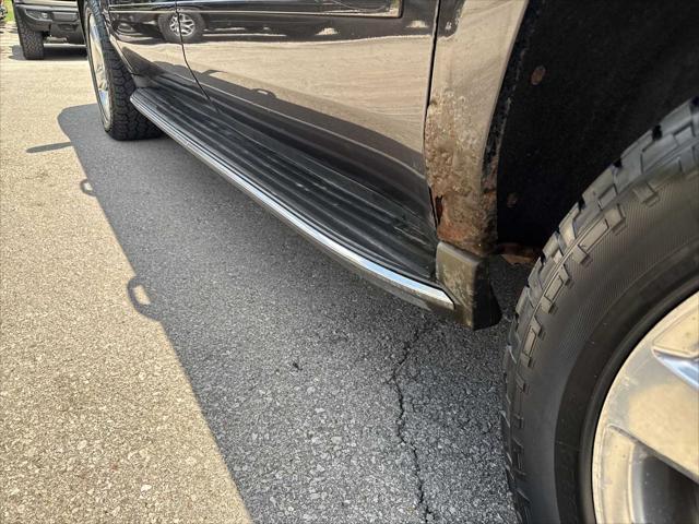 used 2015 Chevrolet Suburban car, priced at $17,990