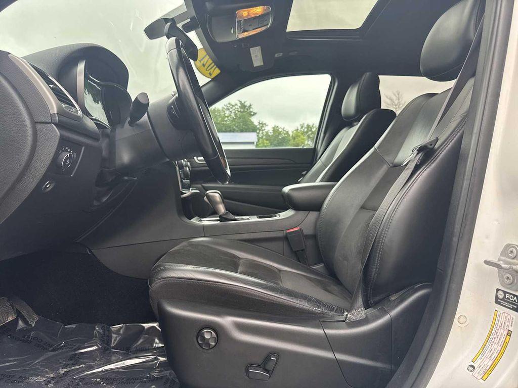 used 2021 Jeep Grand Cherokee car, priced at $22,750