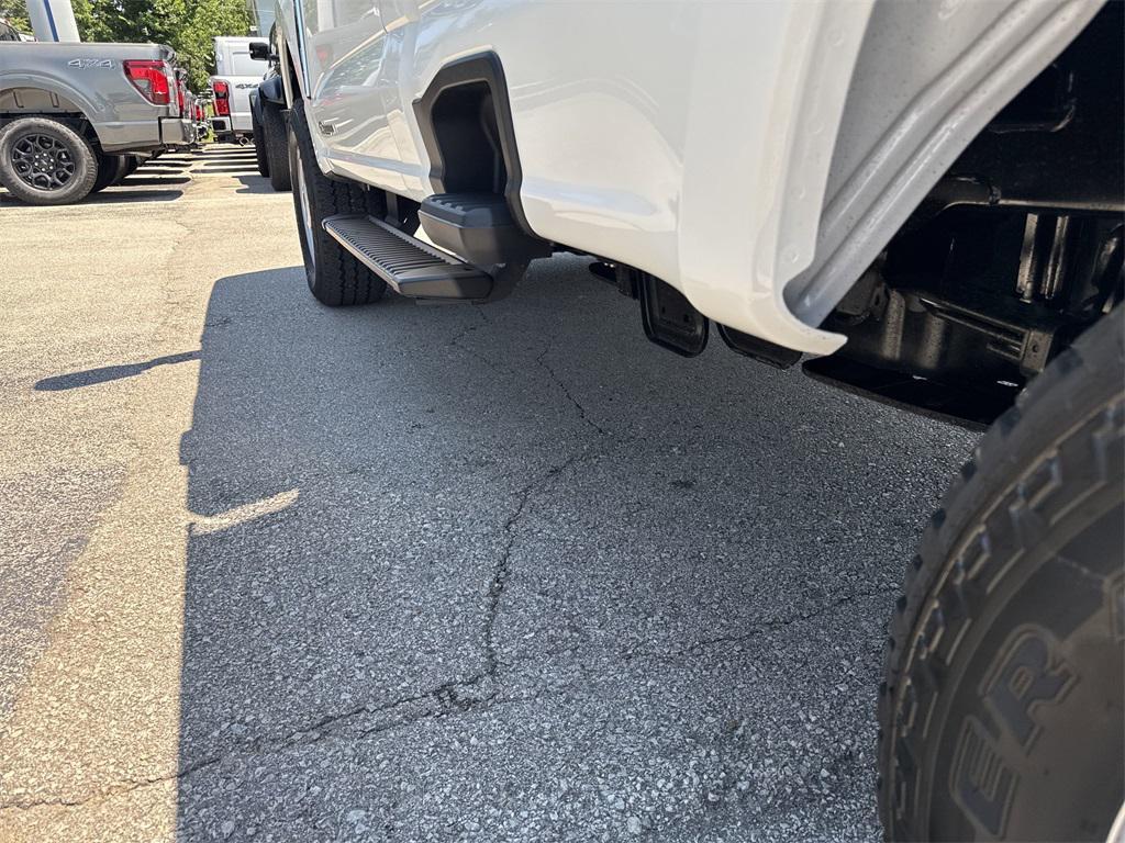 new 2025 Ford F-350 car, priced at $58,885