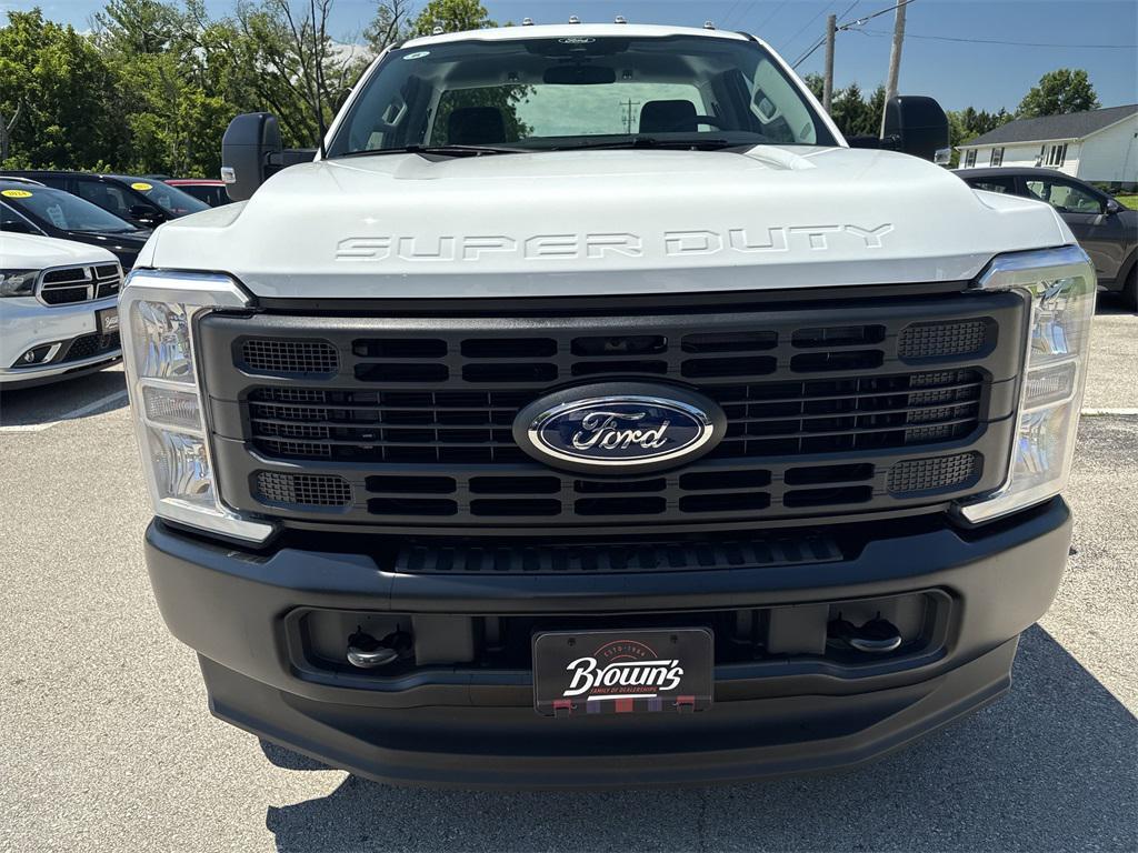 new 2025 Ford F-350 car, priced at $58,885