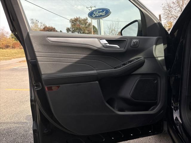 used 2022 Ford Escape car, priced at $27,490