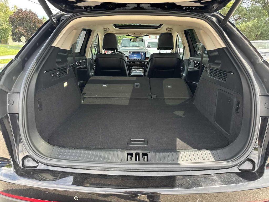 used 2021 Lincoln Nautilus car, priced at $33,990