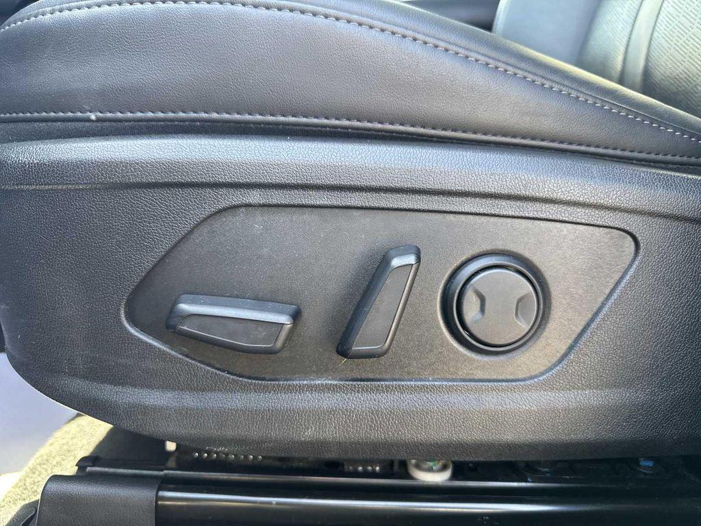 used 2023 Kia Sorento car, priced at $29,990