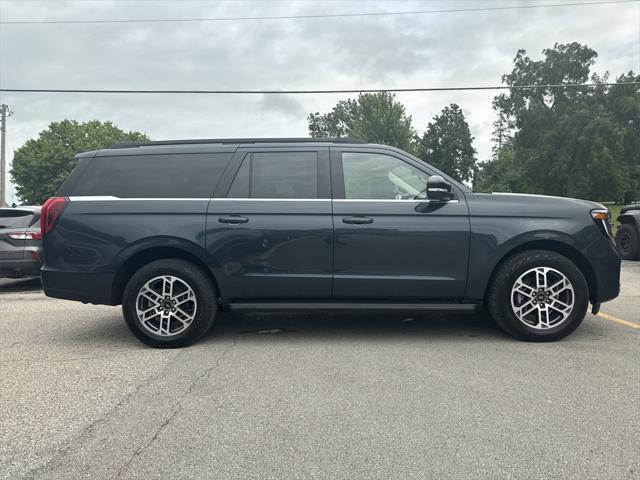 new 2025 Ford Expedition Max car, priced at $73,385