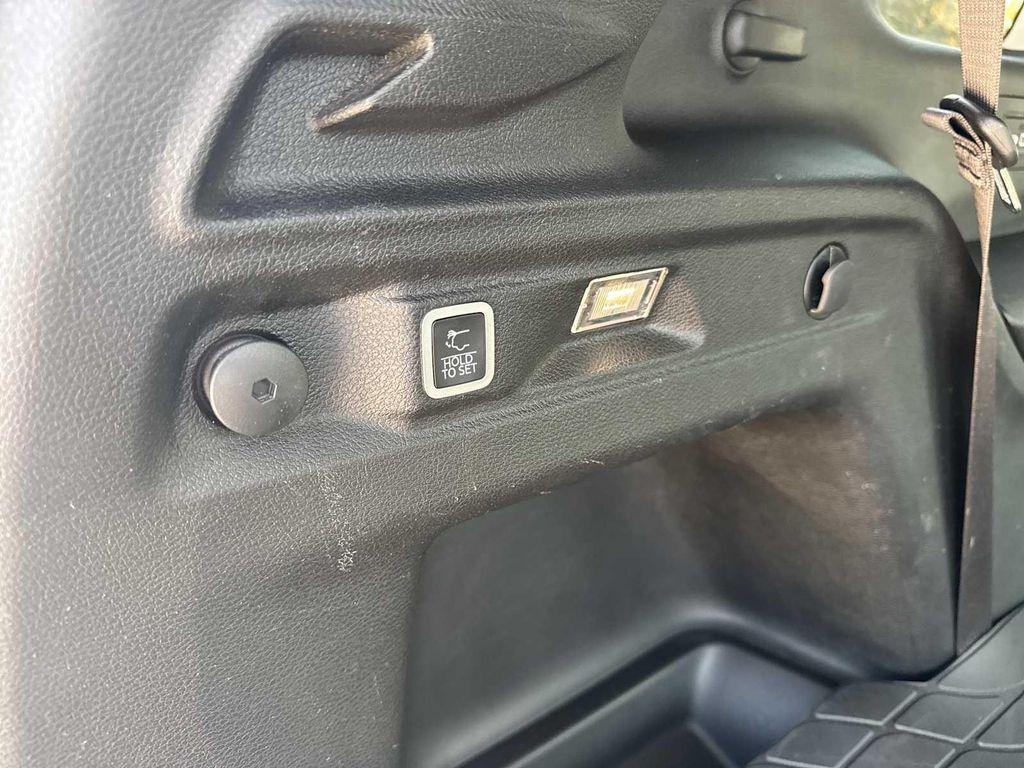 used 2022 Jeep Grand Cherokee L car, priced at $27,990