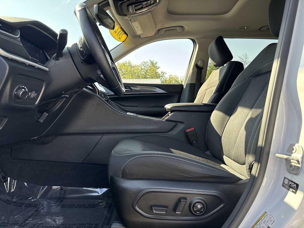 used 2022 Jeep Grand Cherokee L car, priced at $27,990