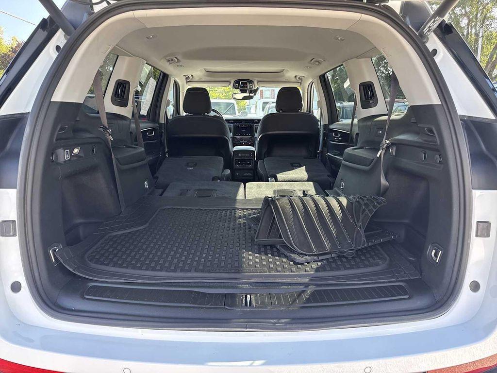 used 2022 Jeep Grand Cherokee L car, priced at $27,990