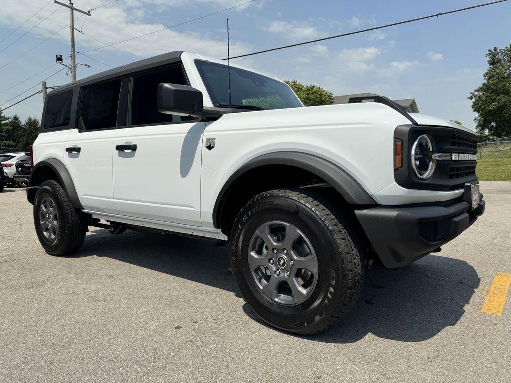 new 2025 Ford Bronco car, priced at $44,634