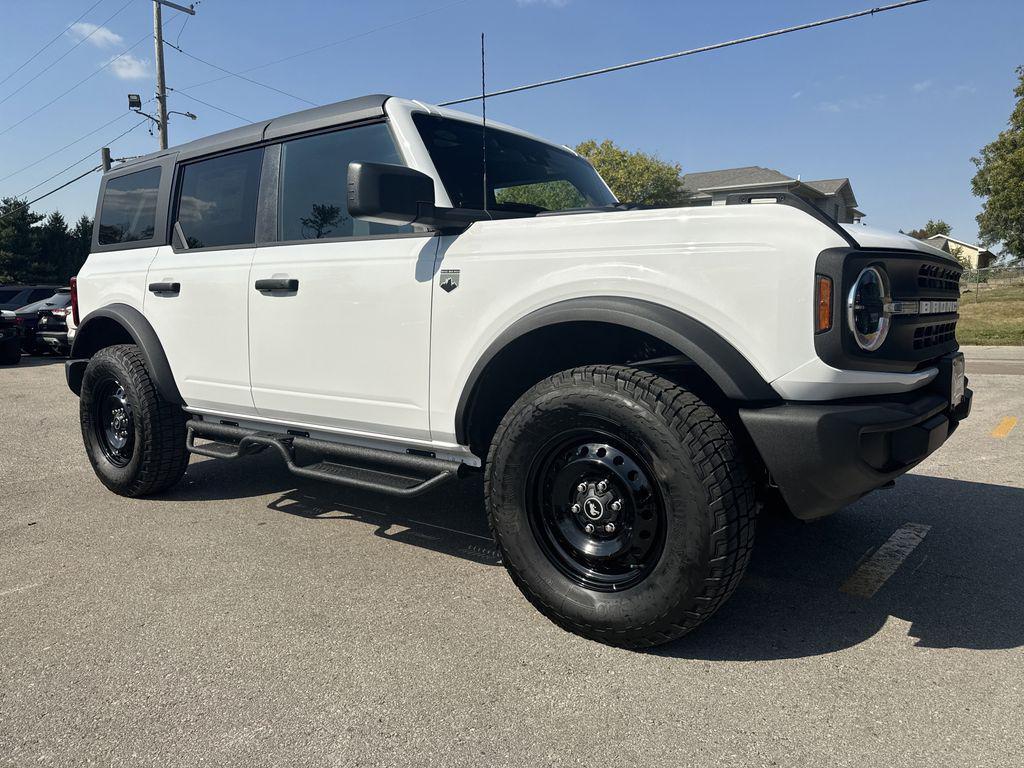 new 2025 Ford Bronco car, priced at $44,634