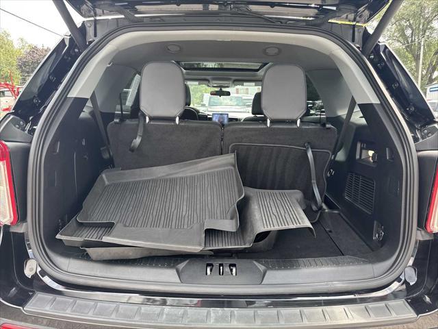 used 2022 Ford Explorer car, priced at $33,990