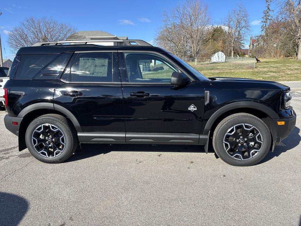 new 2025 Ford Bronco Sport car, priced at $38,713