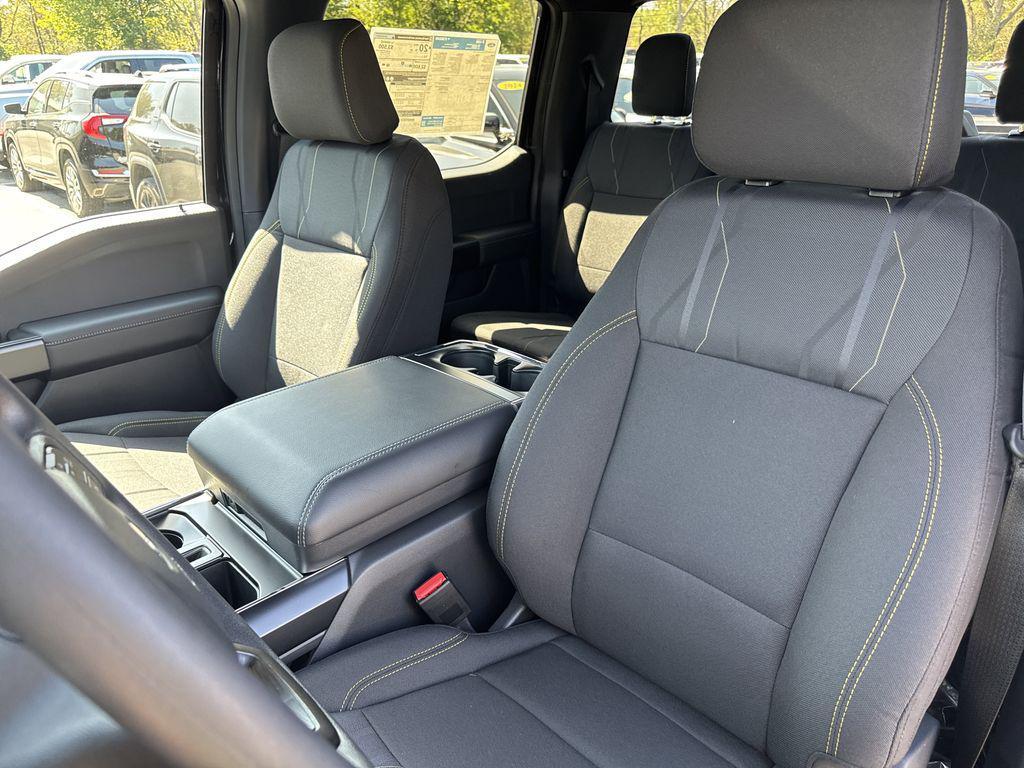 new 2025 Ford F-150 car, priced at $48,114
