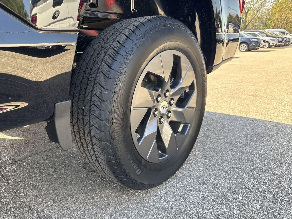 new 2025 Ford F-150 car, priced at $48,114