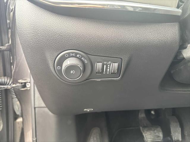 used 2022 Jeep Compass car, priced at $26,990