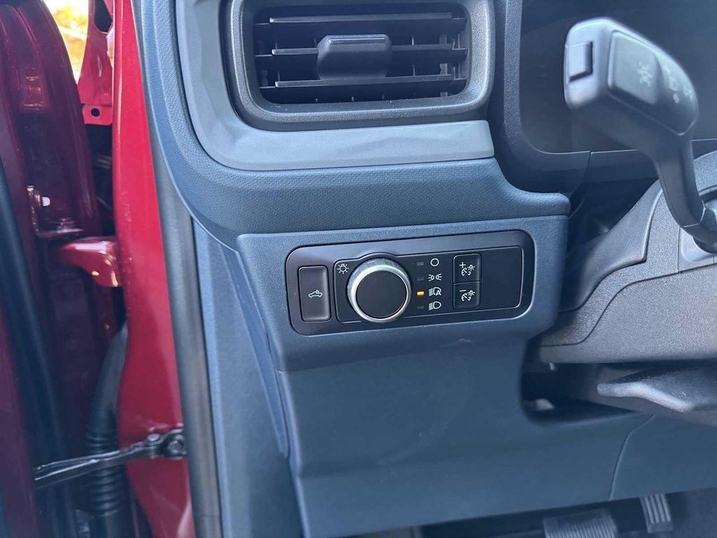 used 2025 Ford Maverick car, priced at $32,990