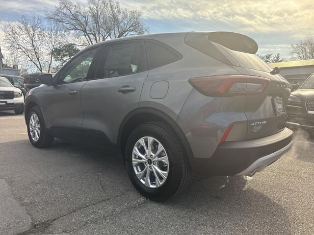 new 2025 Ford Escape car, priced at $33,035