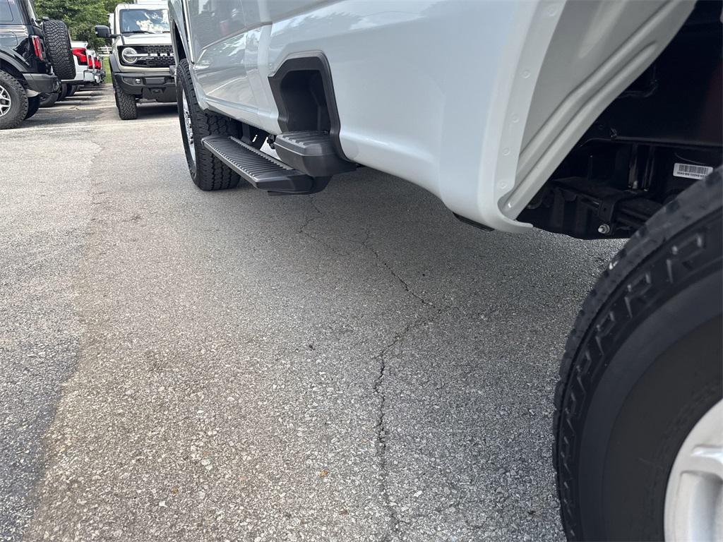 new 2025 Ford F-250 car, priced at $51,104